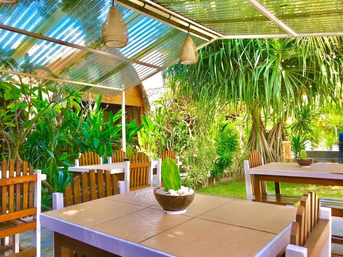 Cotton Tree Cottages Gili Trawangan Exterior foto